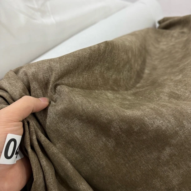 46 纯棉中厚柔软晕染牛仔面料5米价