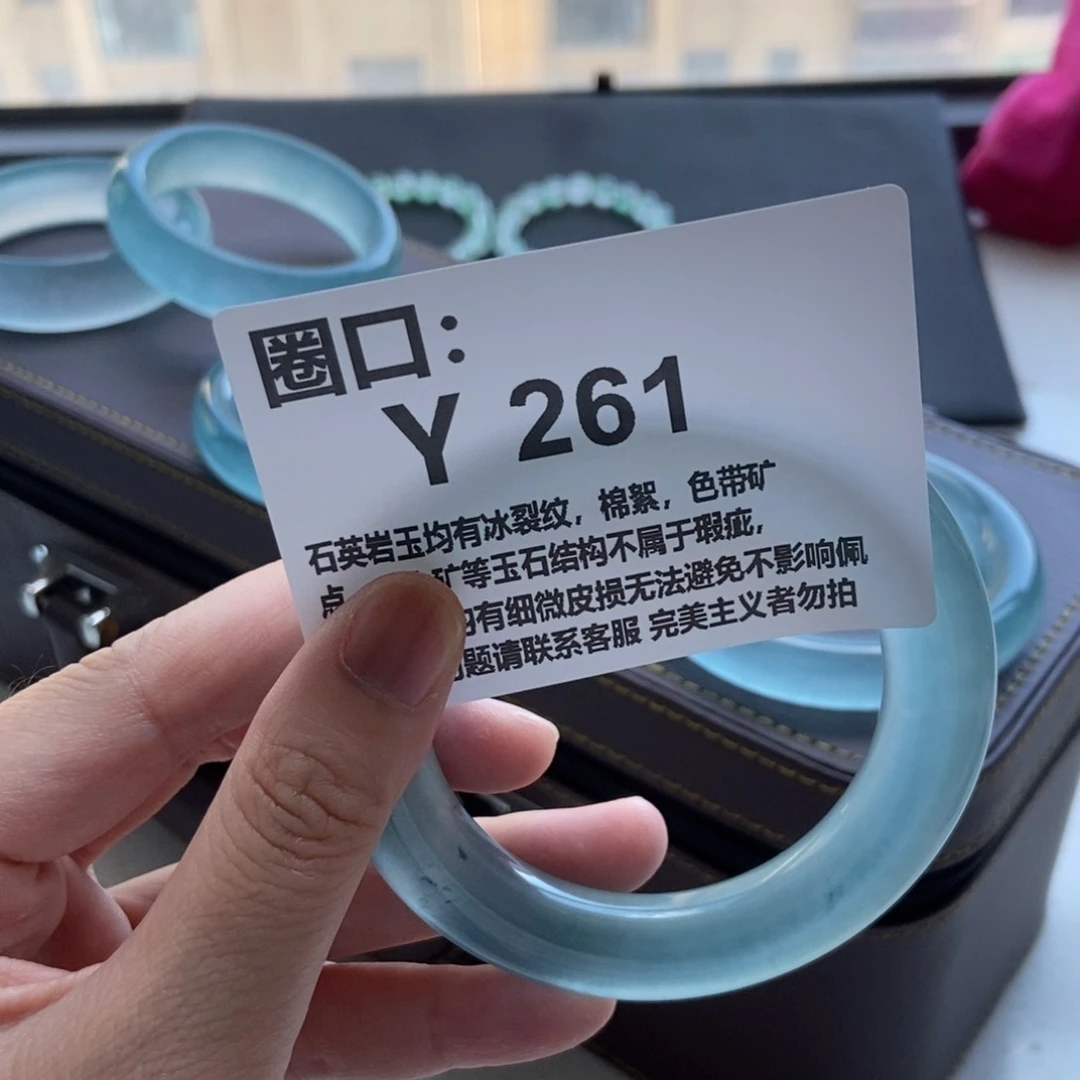 娃***。一物一拍 专拍链接