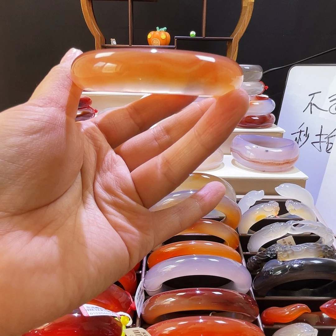 手镯玛瑙/玉髓未镶嵌