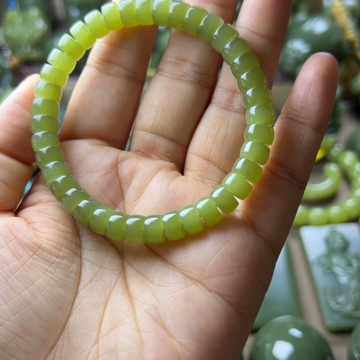 岫岩老玉（透闪石质玉）未镶嵌挂件