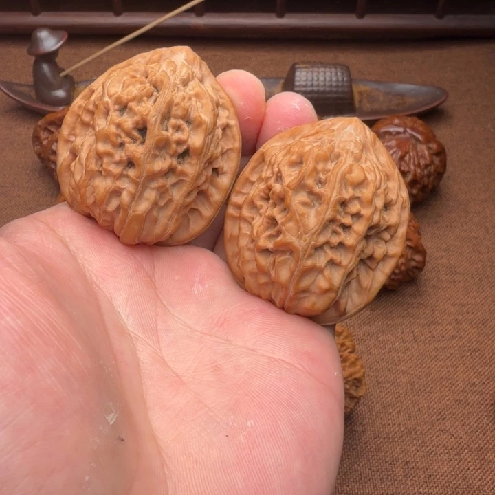 文玩核桃吊坠凤凰台42