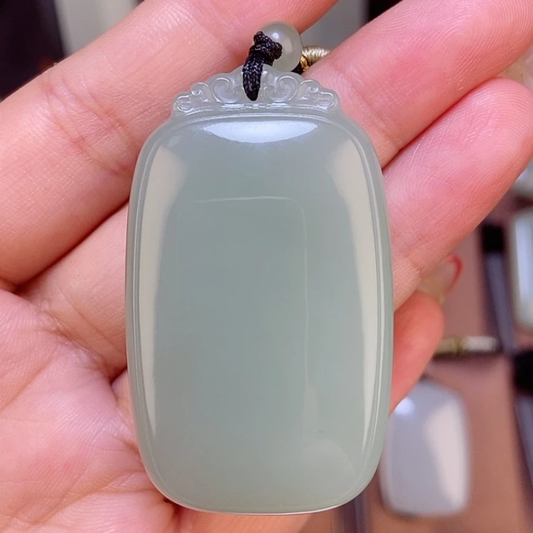 【闪购商品】颈饰未镶嵌和田玉