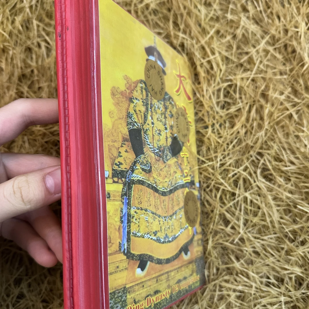 【闪购商品】小红本摆件复古风