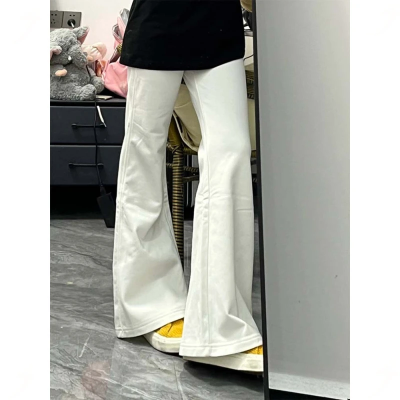 白色微喇裤女秋季新款大码胖mm阔腿牛仔裤梨形身材遮胯显瘦喇叭裤