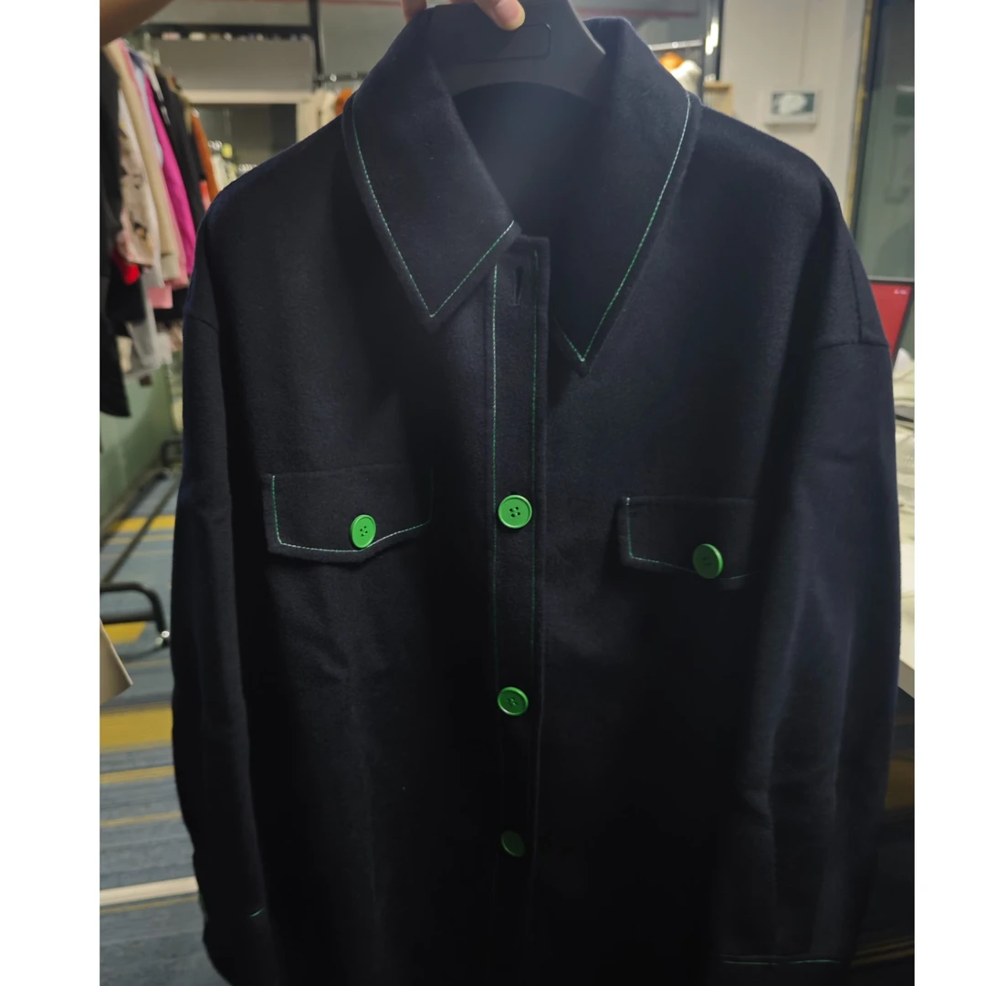 LY/荷比丽H型休闲大气黑色羊毛短款衬衫秋冬上衣HVD11520236