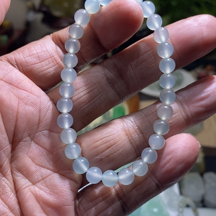 定制翡翠未镶嵌翡翠手串