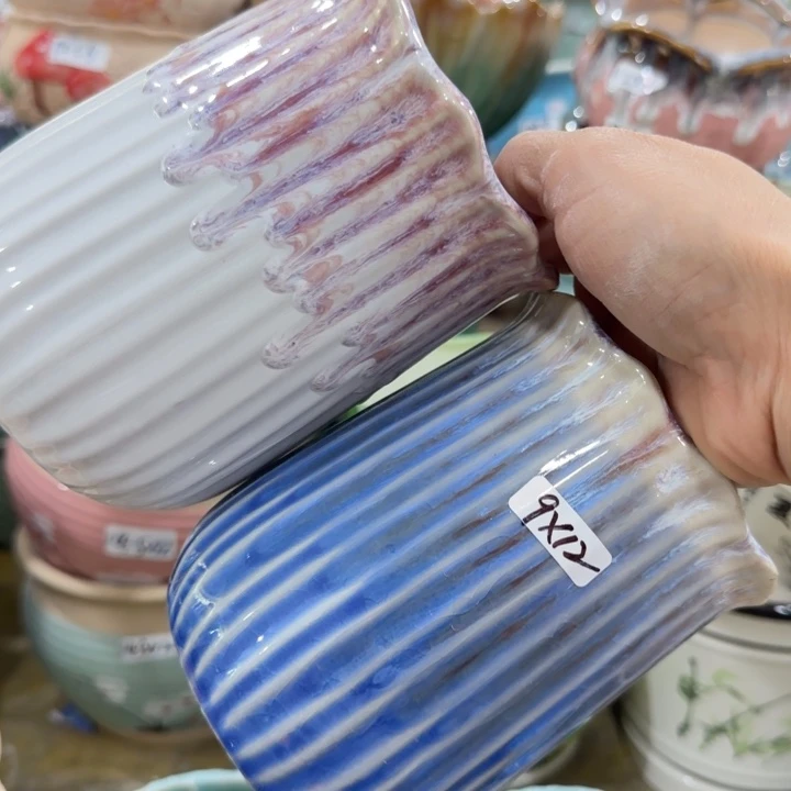 凑9块包邮，有孔，陶瓷花盆