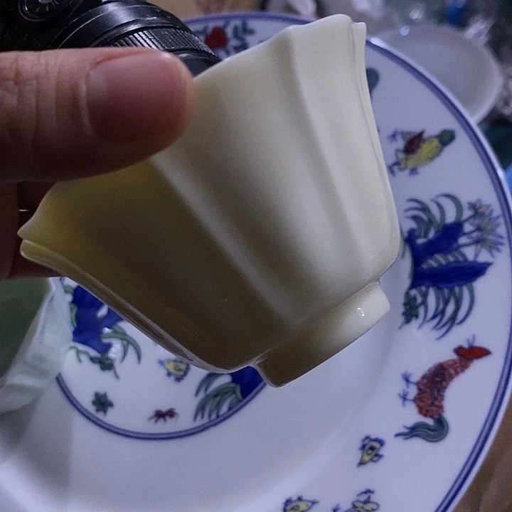 摆件陶黄稀土花口杯