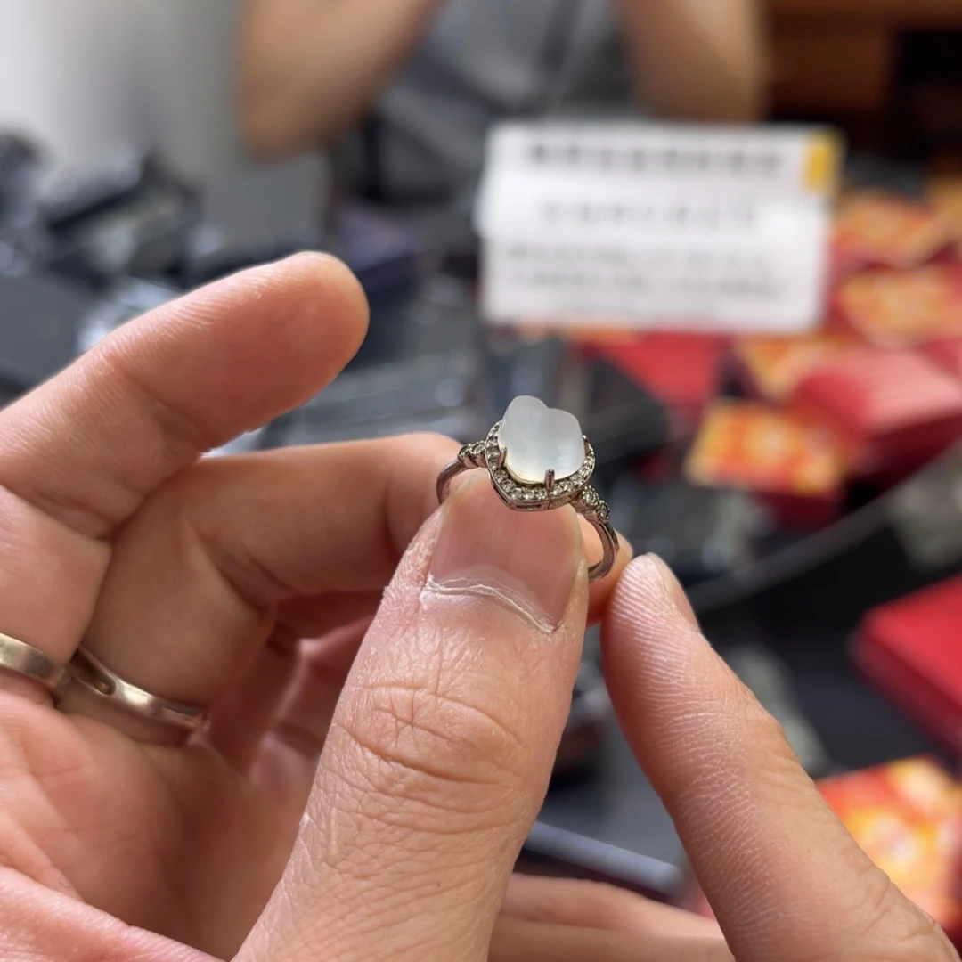 翡翠银S925镀金镶嵌颈饰