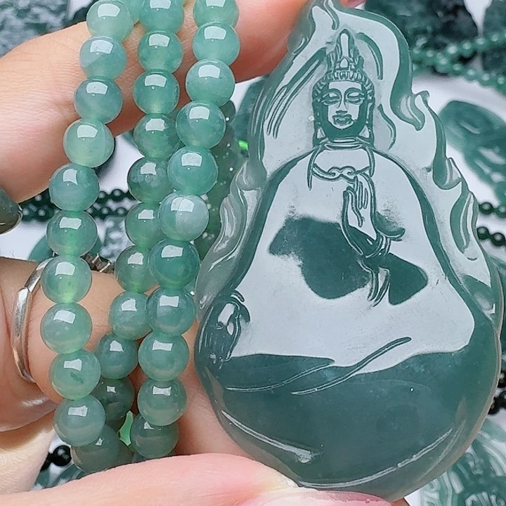 翡翠未镶嵌颈饰天然的A货翡翠多样性发其一