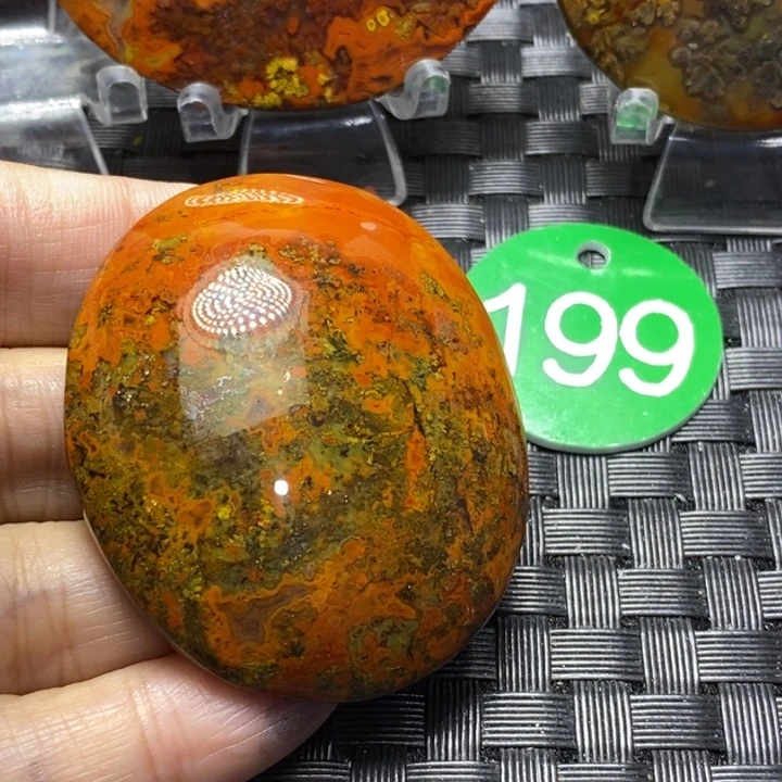 未镶嵌颈饰玛瑙/玉髓虾***眼