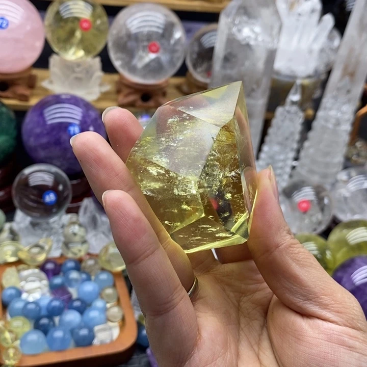 石材天然黄水晶随行