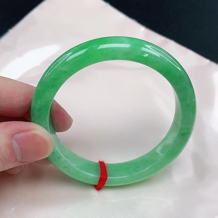 翡翠手镯未镶嵌圈55.4。1406