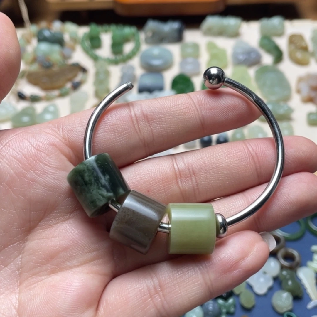 和田玉未镶嵌吊坠(不含链)一个