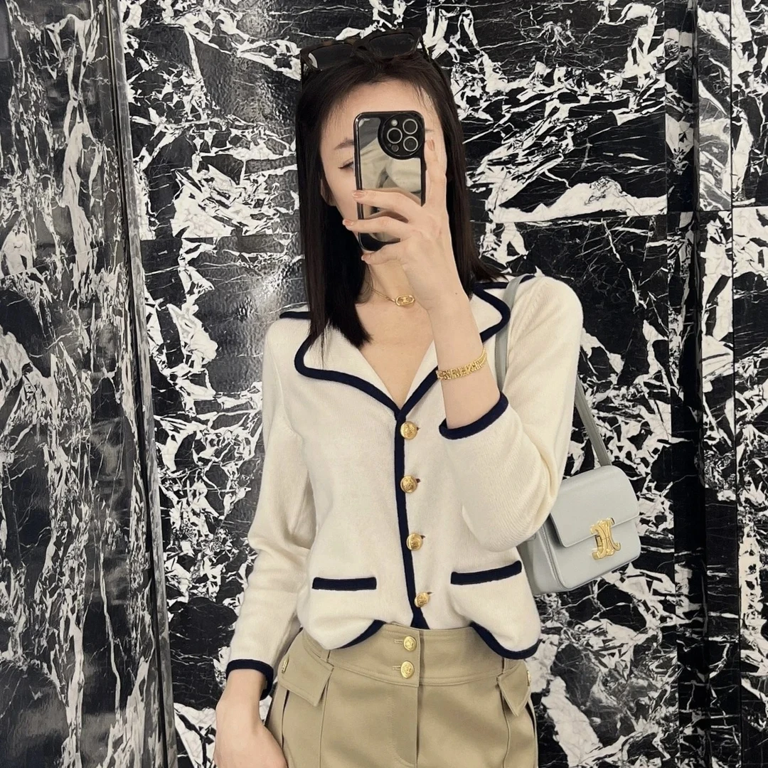 未使用 Celine/思琳 12146358 奶白色山羊绒小香风羊毛开衫 M码