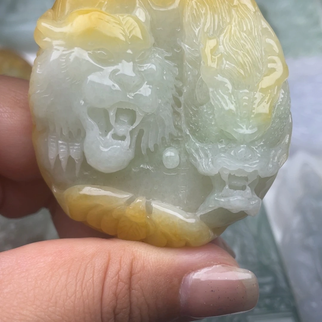 没***a翡翠未镶嵌颈饰翡翠