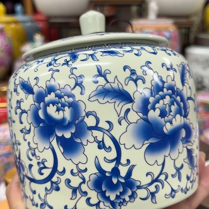 高端陶瓷茶叶密封罐