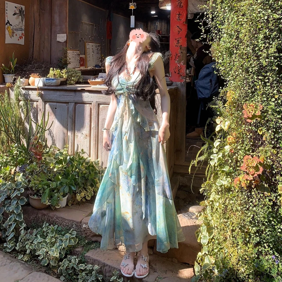 一颗甜桃yikett《林间浮夏》吊带气质连衣裙女夏季印花显瘦长裙