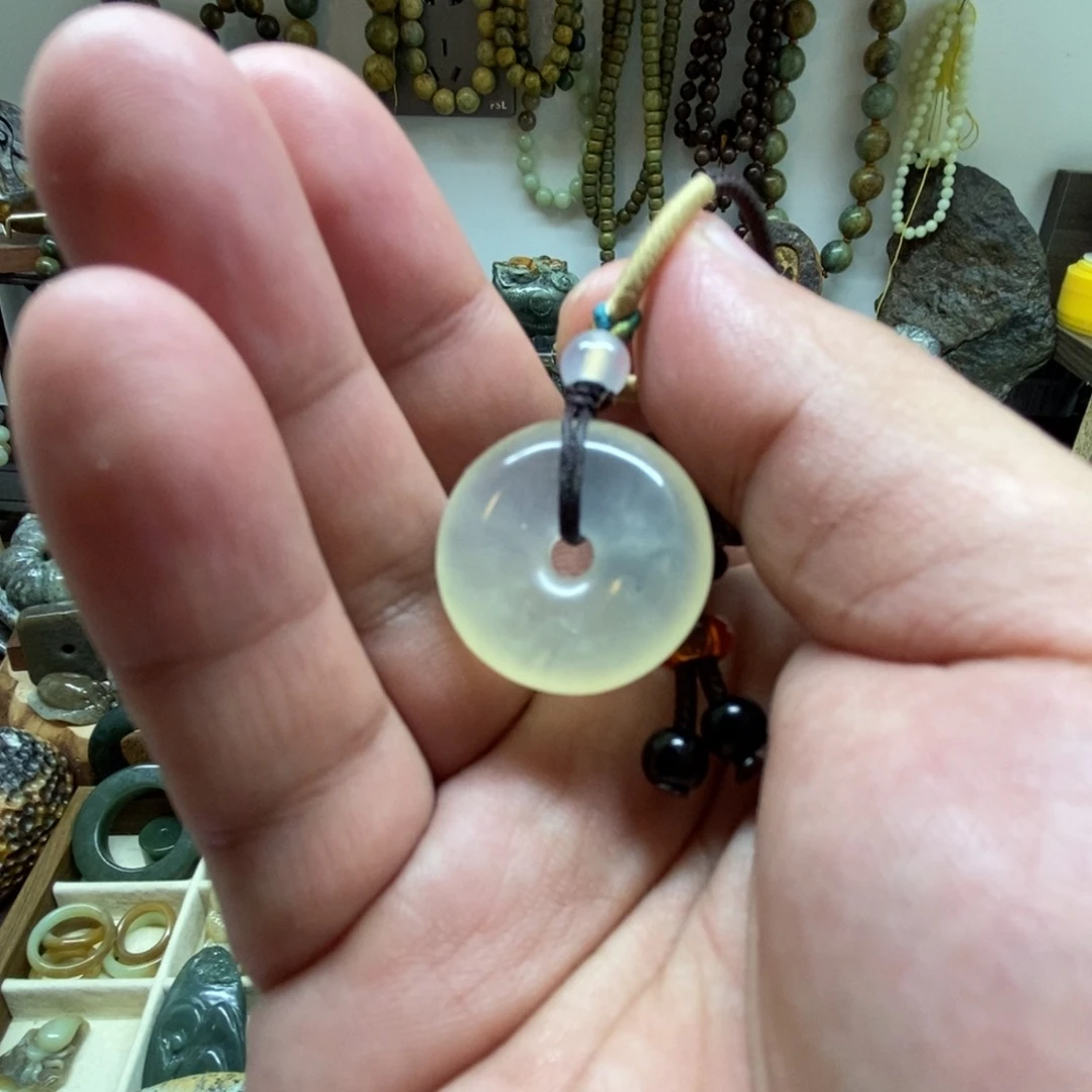 未镶嵌蛇纹石玉把件