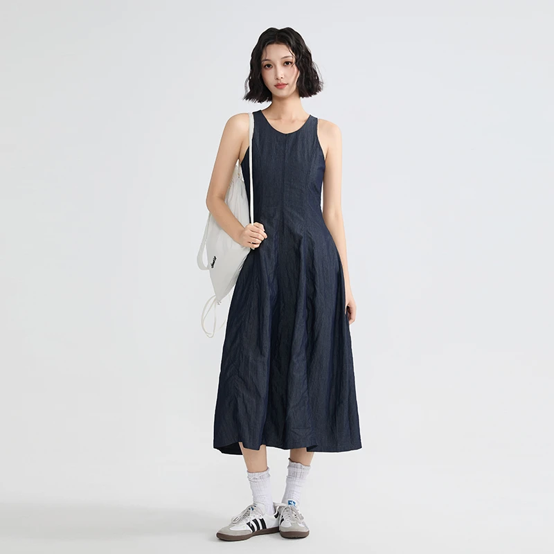 北欧时刻法式气质白色无袖连衣裙女2025年夏季新款显瘦背心长裙子