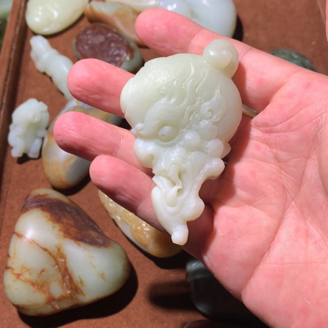 和田玉（糖玉）未镶嵌挂件