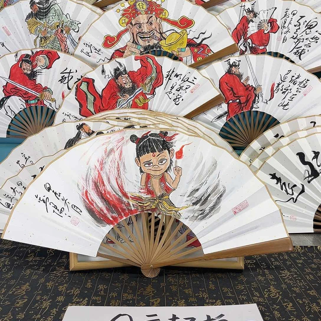 国画清**主手绘折扇一把