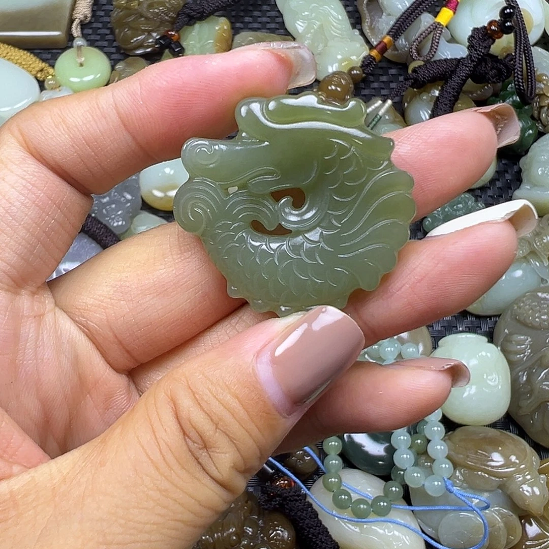 和田玉未镶嵌颈饰35