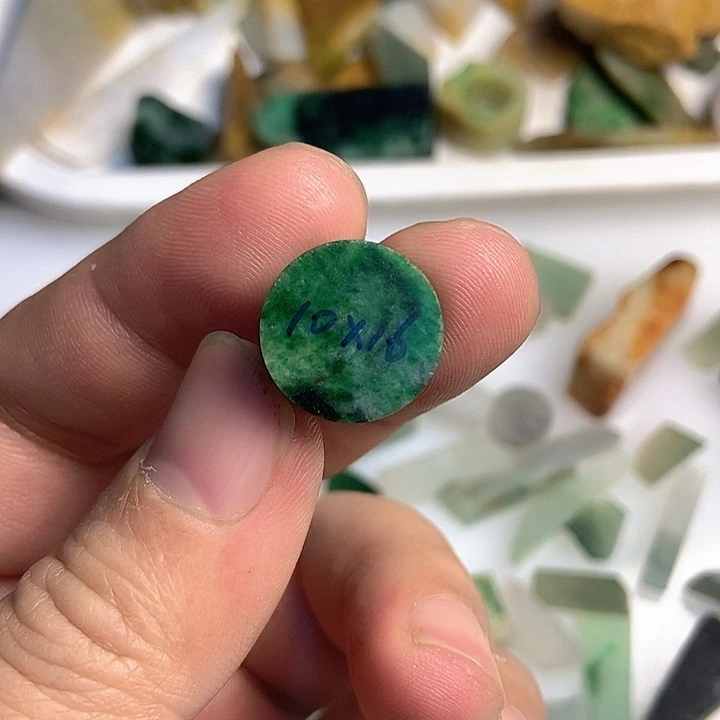 翡翠散珠天然翡翠A货挂件