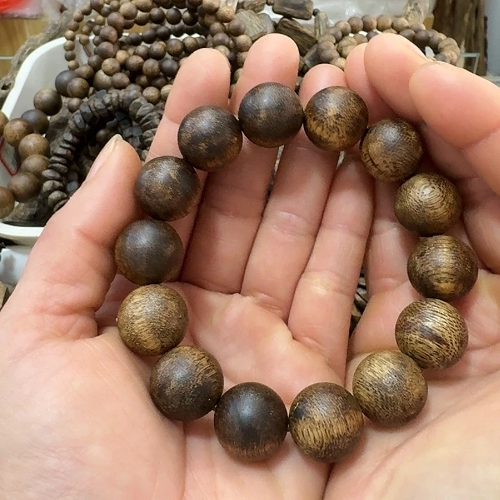沉香手串1.6圆珠单圈