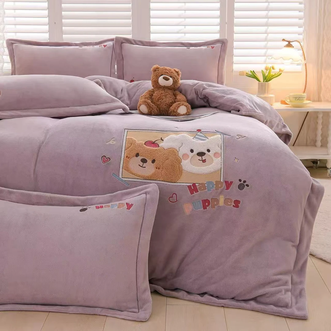 可爱联盟系列小熊贴布绣牛奶绒四件套-紫
