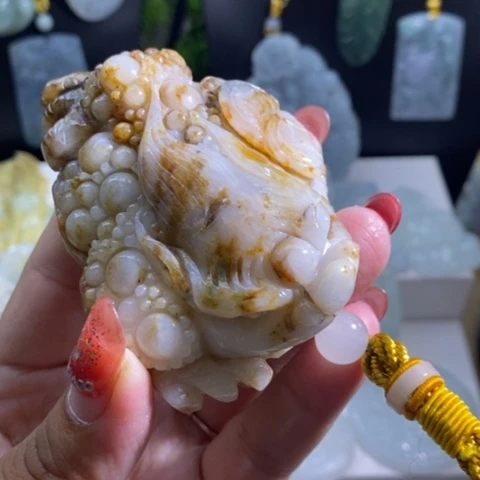 【闪购商品】颈饰未镶嵌翡翠金蟾