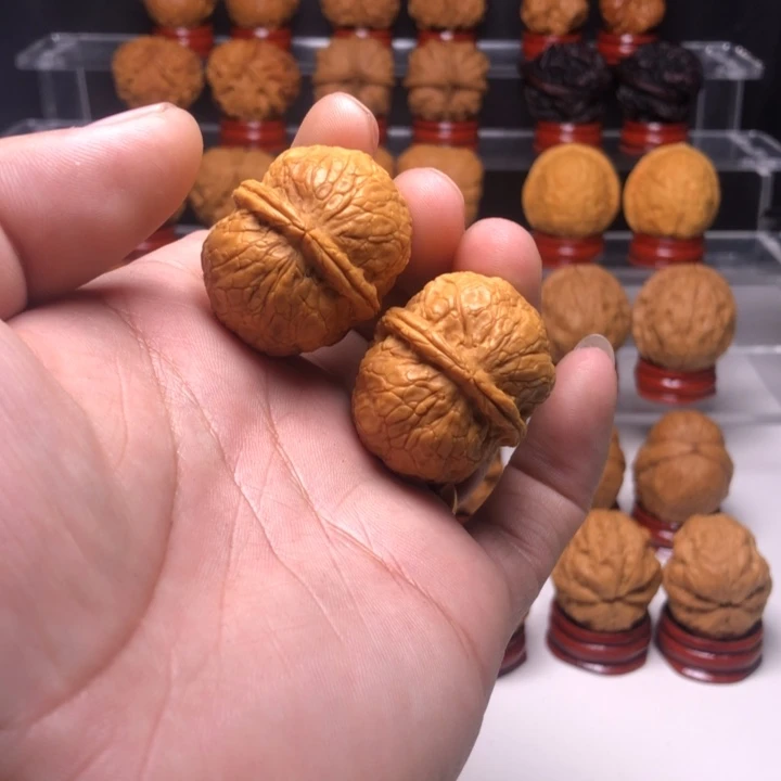 文玩核桃吊坠飞*?6玄武元宝