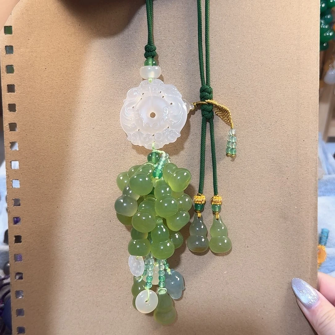 玛瑙/玉髓汽车挂件未镶嵌灵****嬷