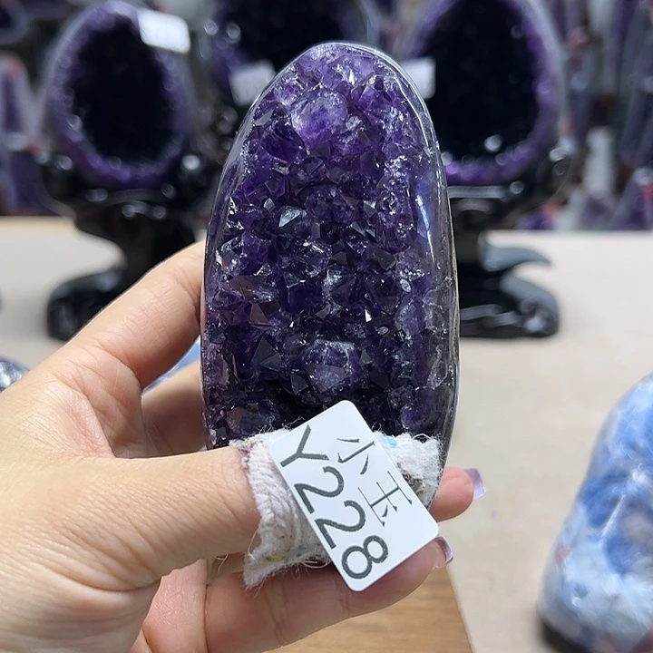 未镶嵌水晶大型摆件（非配饰）摆件