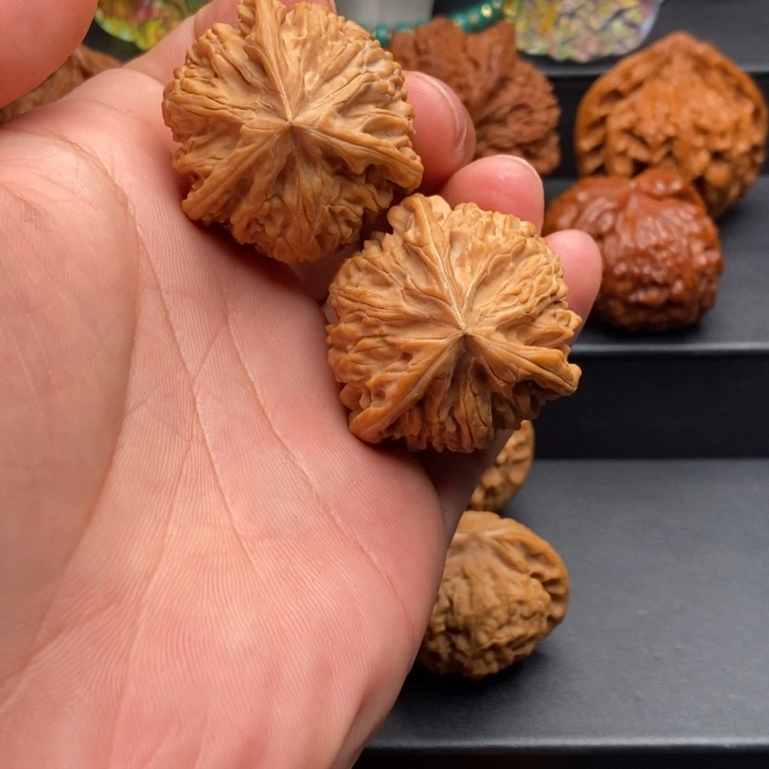 文玩核桃吊坠40御龙奔货头