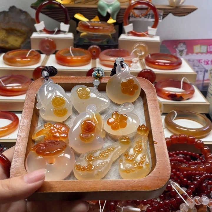 玛瑙/玉髓未镶嵌手镯