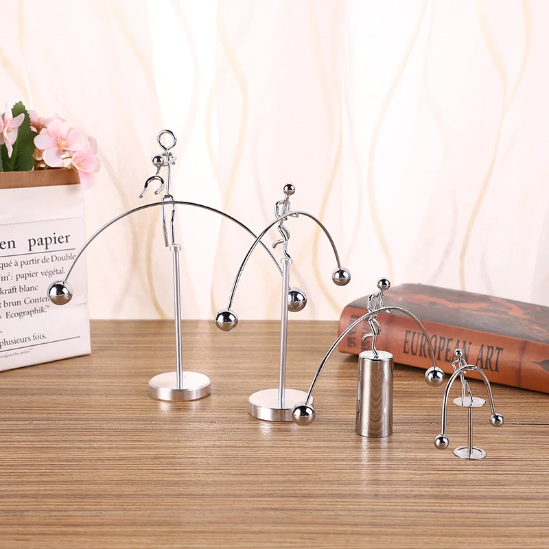创意平衡摆金属不倒翁摆件活动礼品学生毕业礼物节生日礼