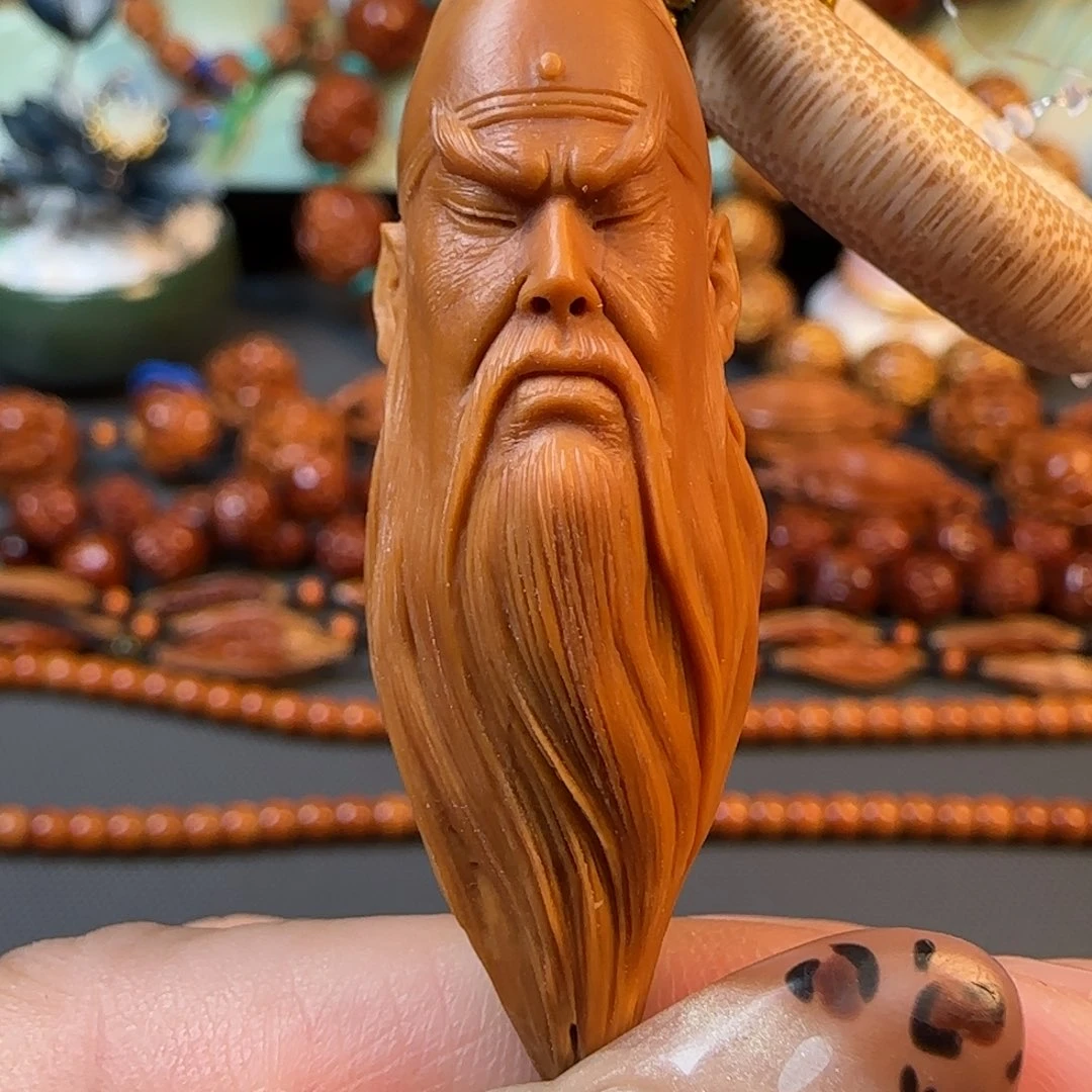 橄榄核手串/手链宽1.8鸡血红水晶核关公单籽吊坠