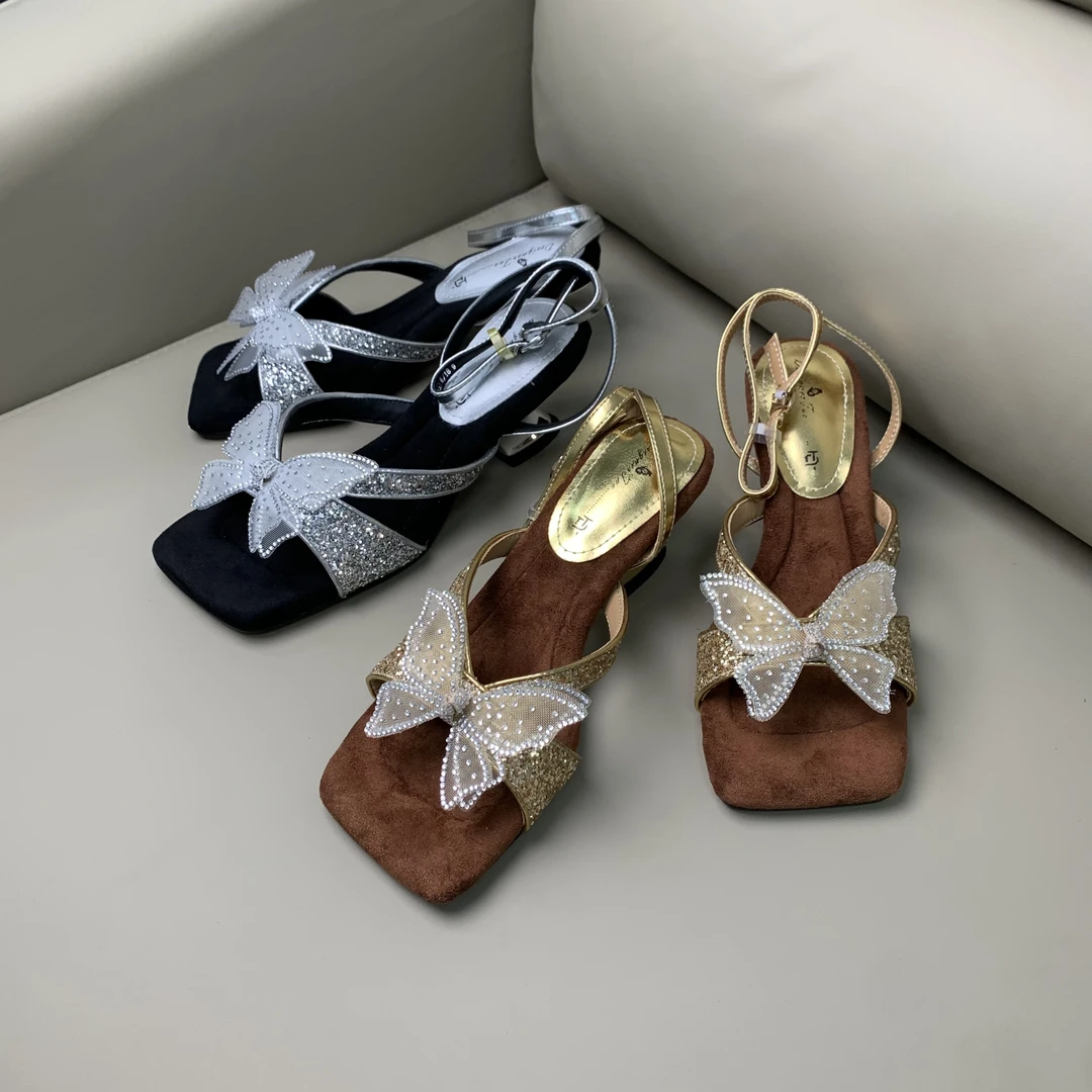 蝴蝶结酒杯跟露趾凉鞋5117