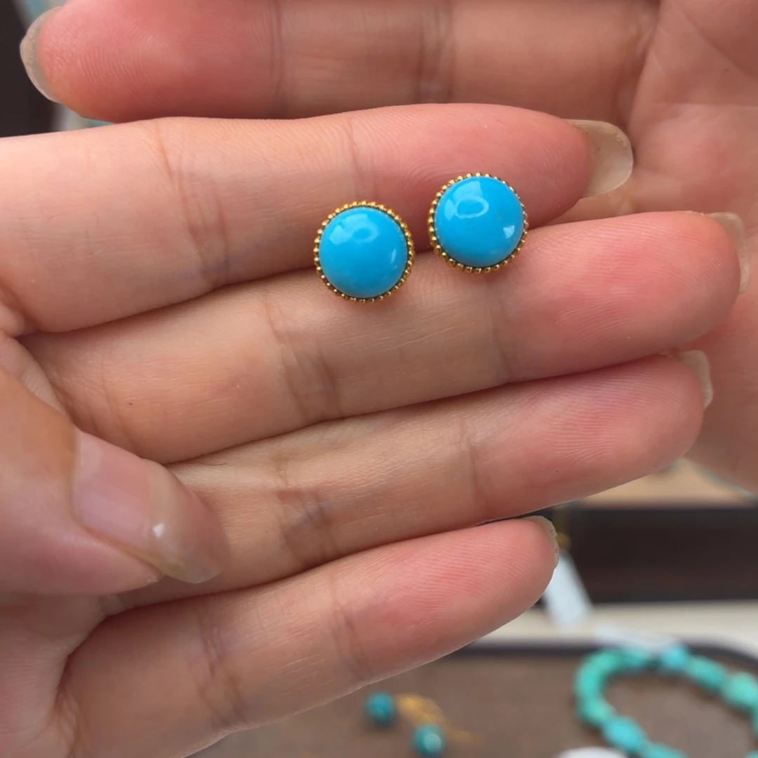 18K金镶嵌绿松石耳饰