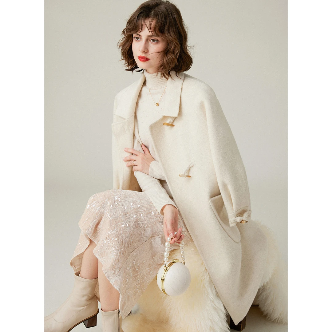 白鹿语冬新款复古时尚小翻领中长款羊毛混纺双面呢大衣BX30256