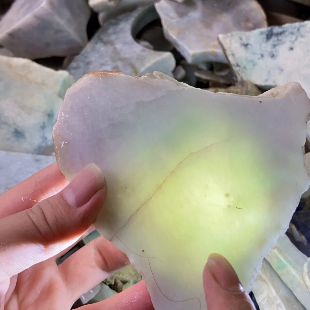 翡翠未镶嵌颈饰天然翡翠