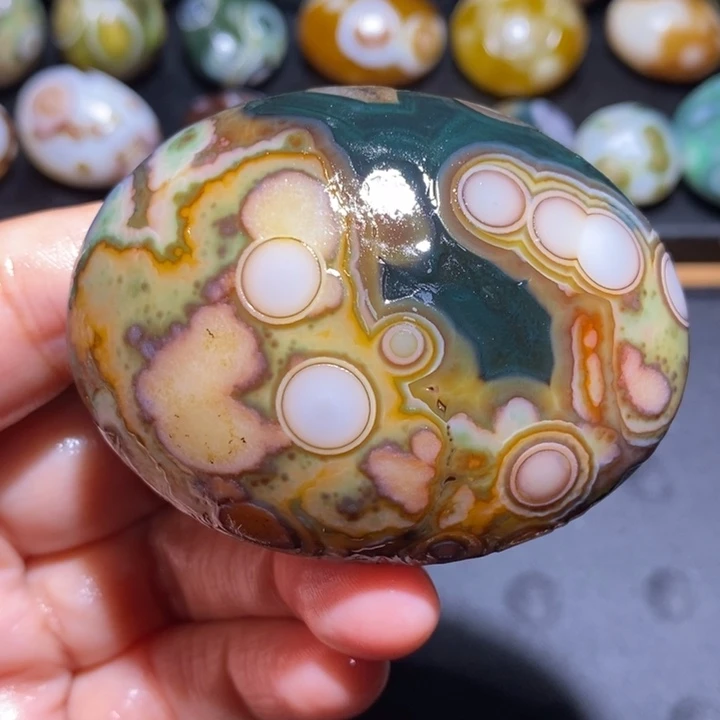 未镶嵌玛瑙/玉髓珠宝半成品8
