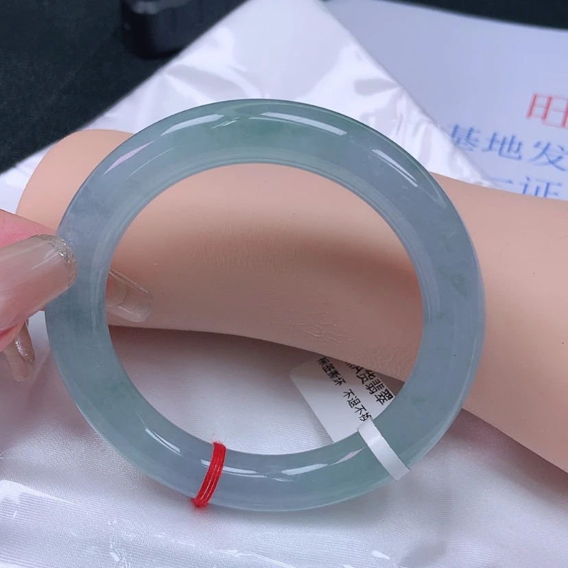 【闪购商品】未镶嵌手镯翡翠羊***?55，