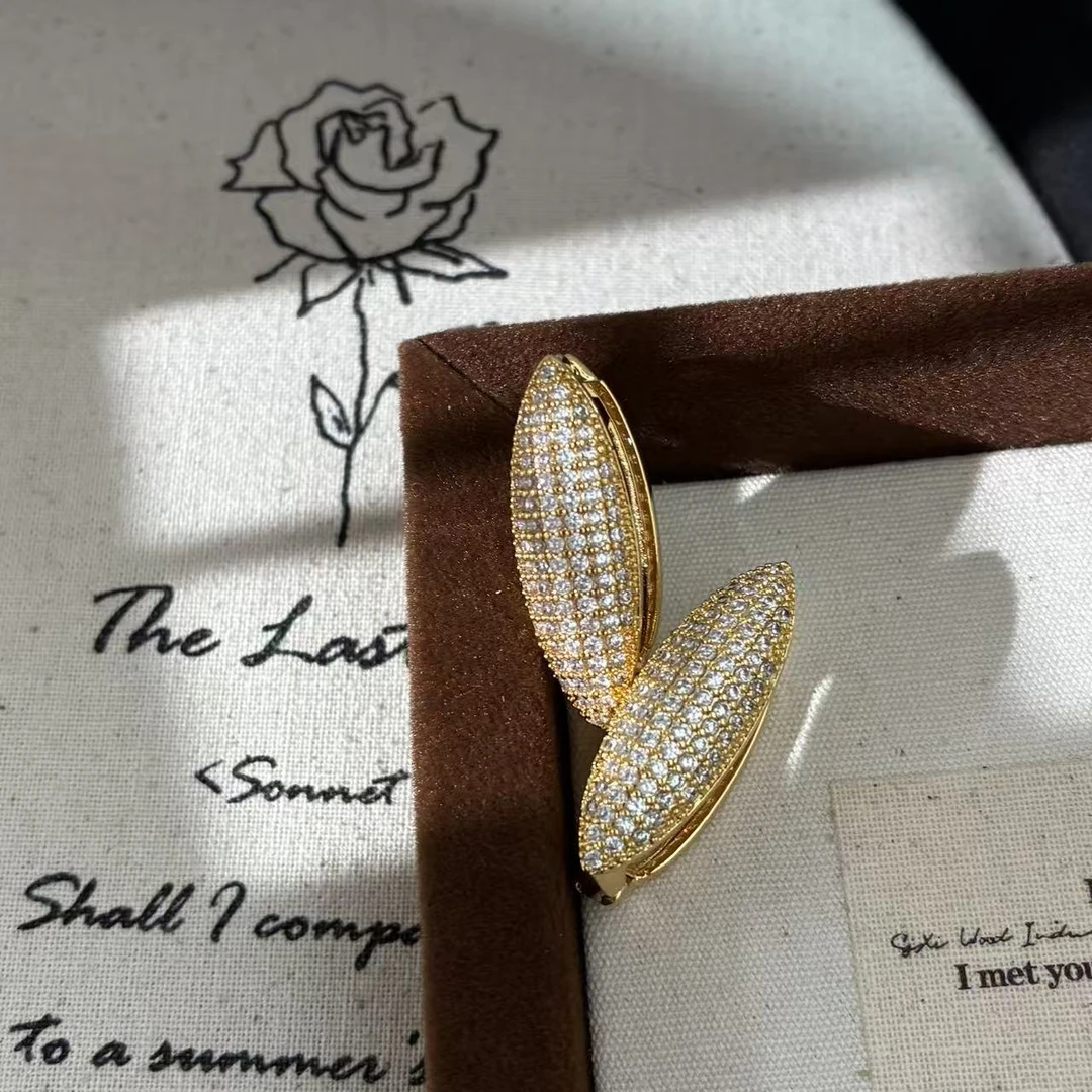 铜合金锆石耳饰 远远（YY3016) 镀K金 耳扣气质时尚法式小众复古