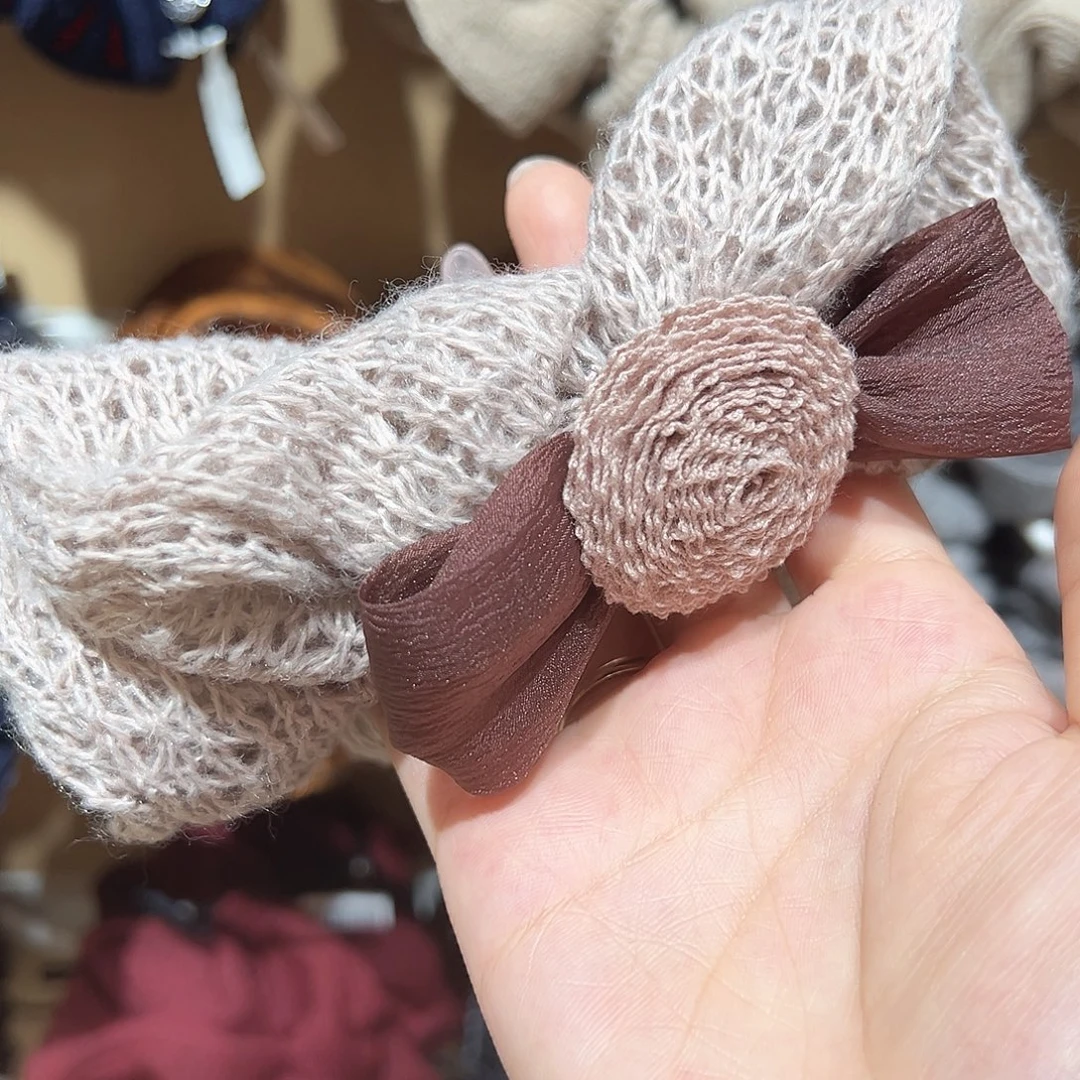 仿珍珠非金属花花毛线发圈