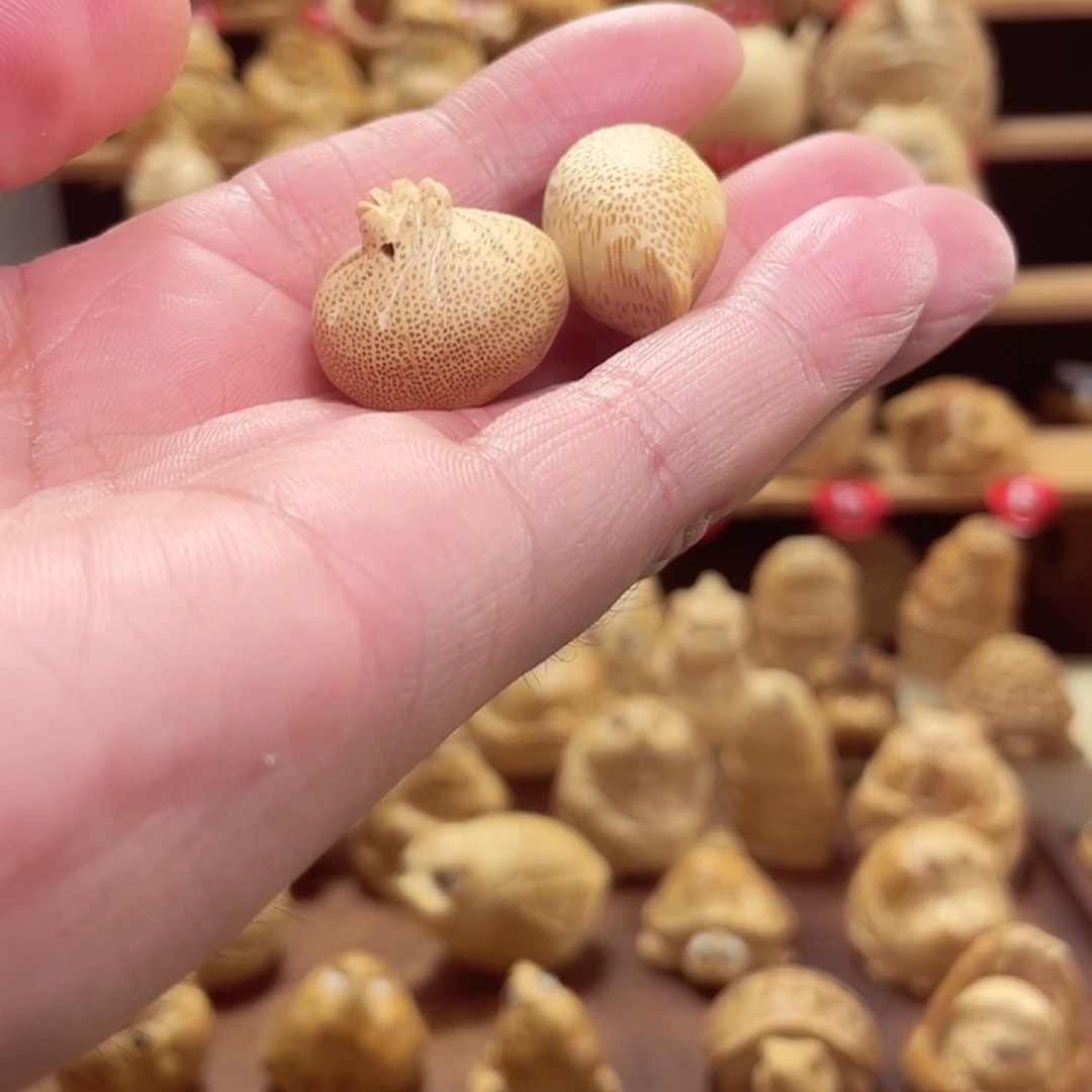 K***ʔ竹竹根雕包子手把件