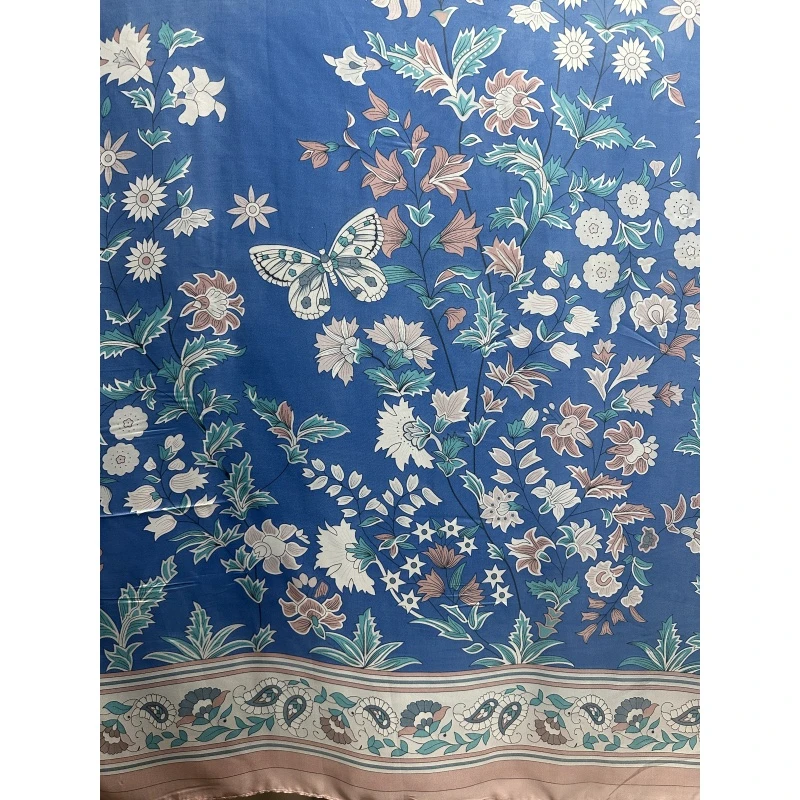 L943 蓝色花海  披肩180*80左右