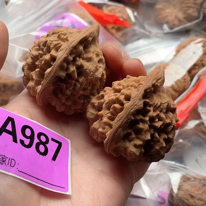 文玩核桃把件官帽