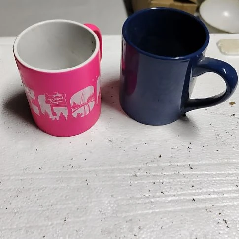 瓷片盘，沙锅，瓷片，瓶，碗，各种沙锅，摆件，